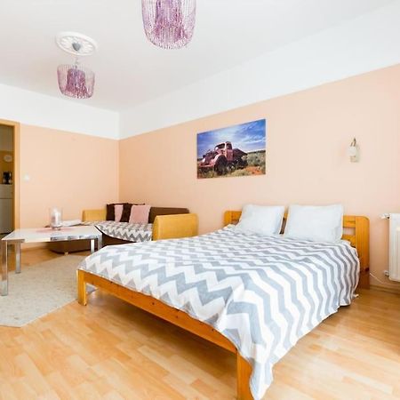 Acacia City Center Apartment 布达佩斯 外观 照片