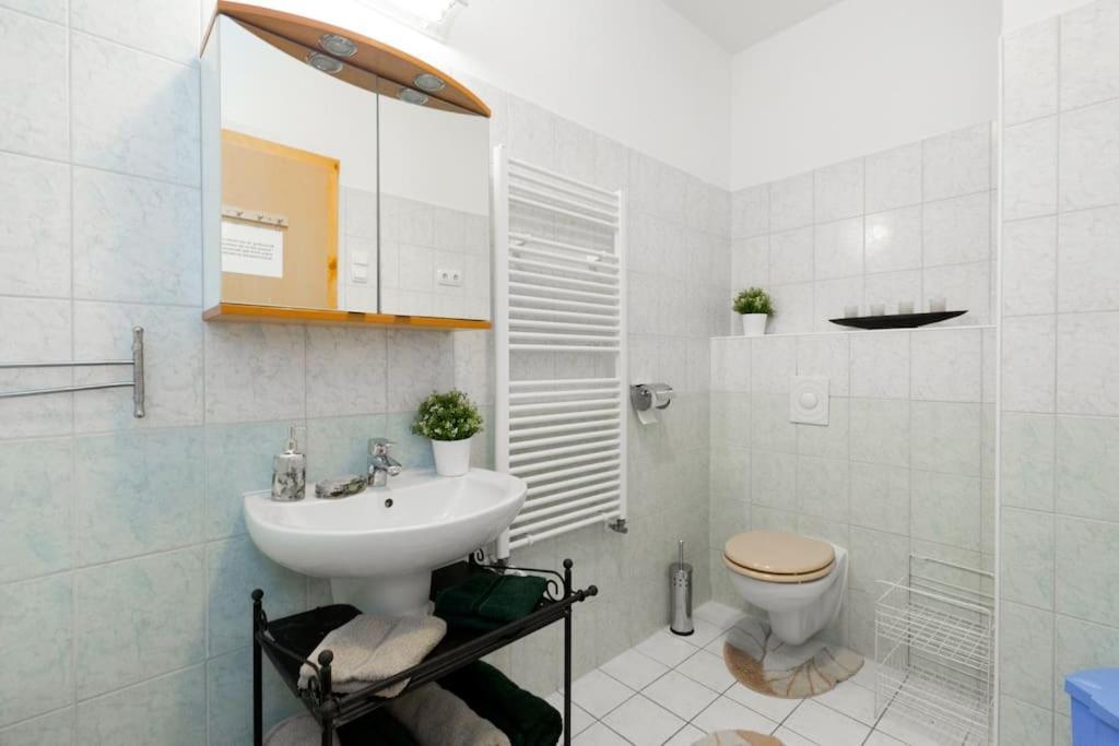 Acacia City Center Apartment 布达佩斯 外观 照片